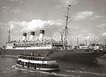 737_125 Der Passagierdampfer Cap Polonio der Hamburg Sdamerikanischen Dampfschifffahrts-Gesellschaft / Hamburg Sd hat im Strom fest gemacht. Das ca. 200m lange und 22m breite Passagierschiff konnte 356 I. Klasse-, 250 II. Klasse- und 950 Zwischendeckpassagiere an Bord nehmen - der 1914 bei Bohm & Voss gebaute Schiff hat eine Besatzung von 460 Personen.